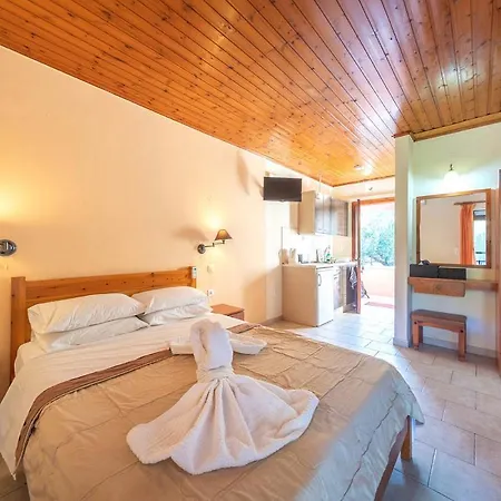 Mimosa With Pool Appartement